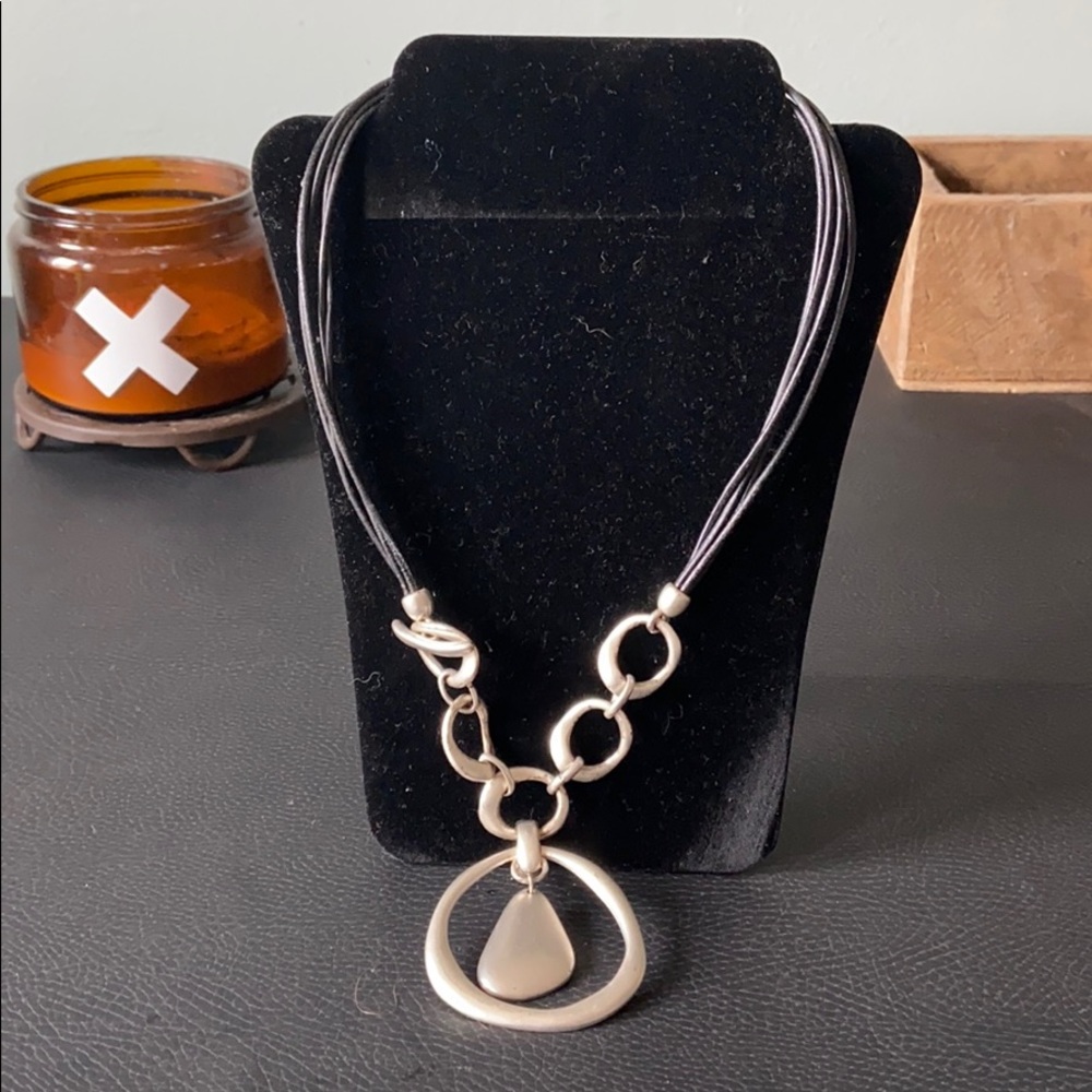 Easy living necklace